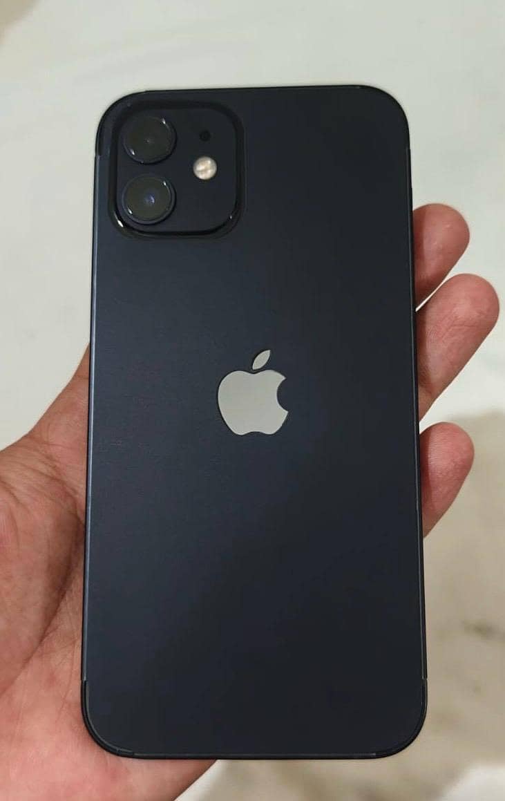 iPhone 12 0