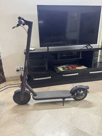 XIAOMI SCOOTER 4
