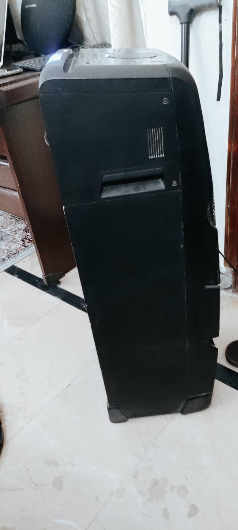 Sony  mhc-v44b highfy party speaker 2016 model Bluetooth DVD nfc 6