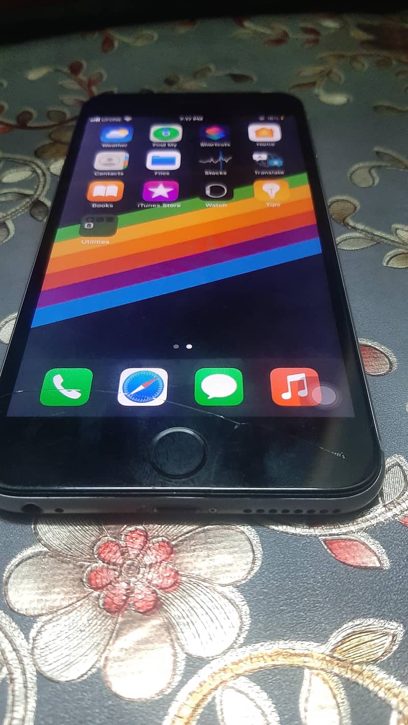 iPhone 6S Plus 3