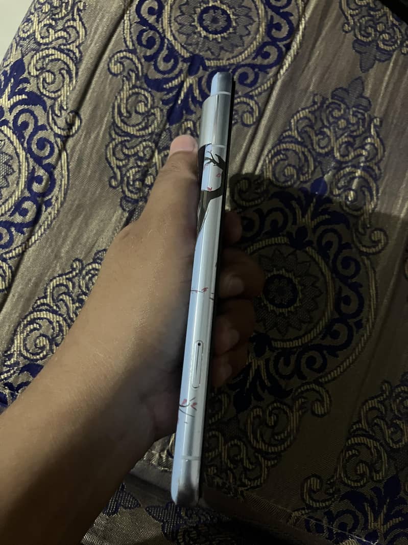 Pixel 8 Pro 5