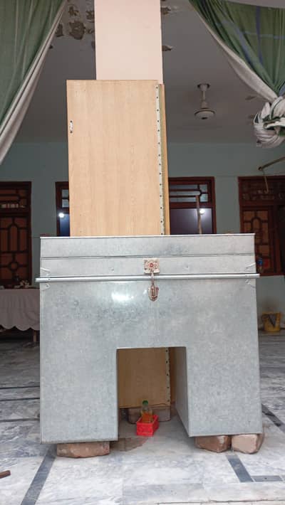 suppliers Box