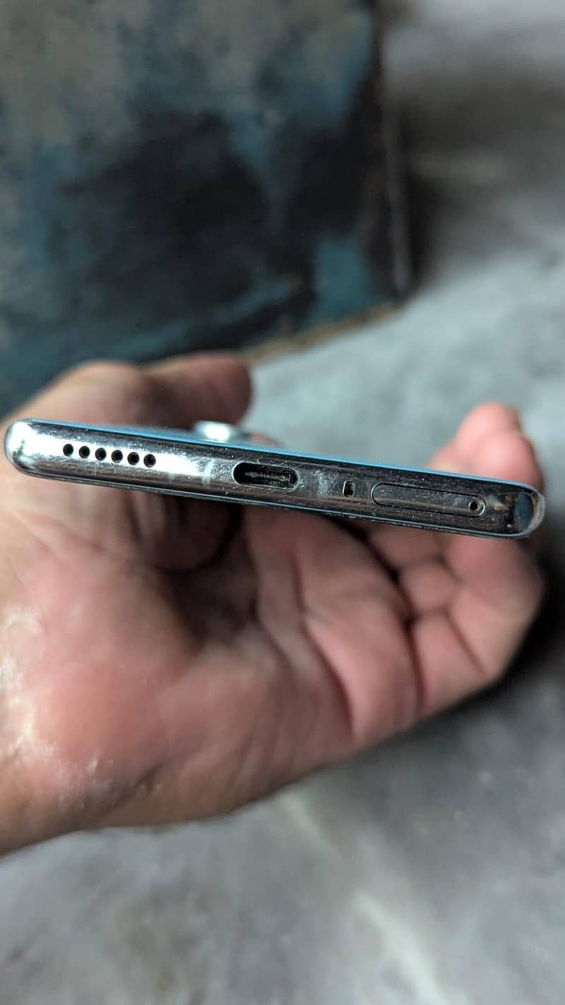 Tecno CAMON 40 Pro 6