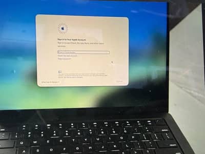 Macbook pro M5 14 inch