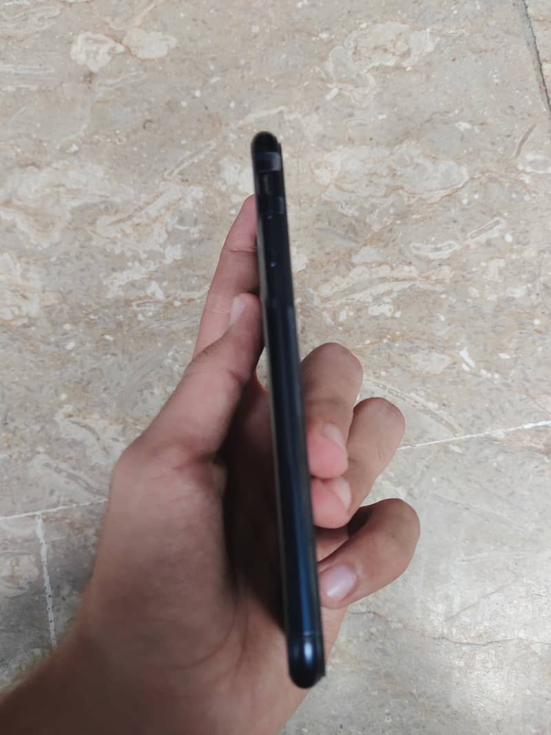 Apple iPhone SE 2
