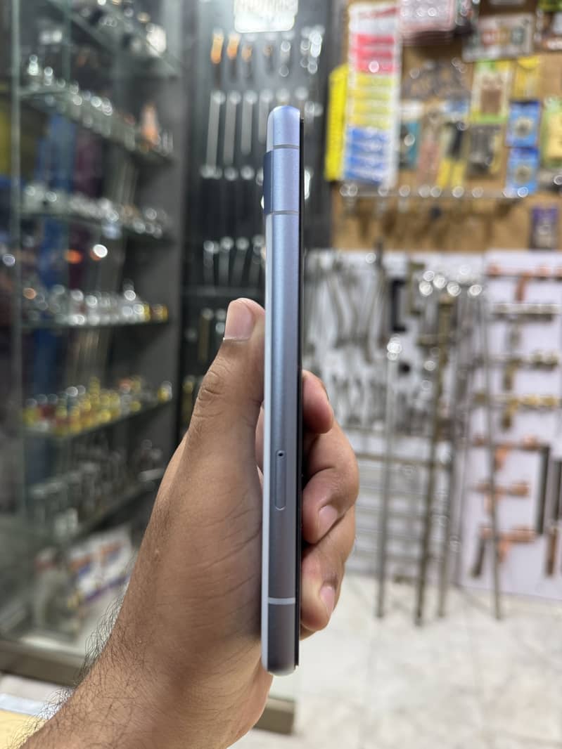 Google Pixel 7a 3