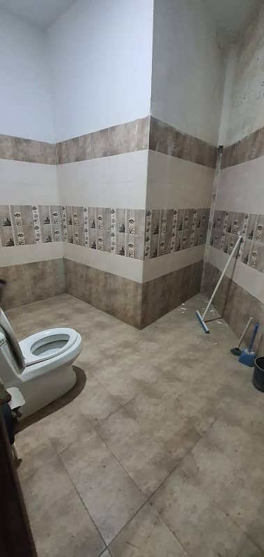 Spacious 140 Square Yards Lower Portion Available For Rent In Gulshan-E-Iqbal Town 5