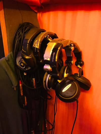 studio monetring headphone