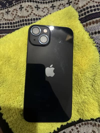 Apple iPhone 13