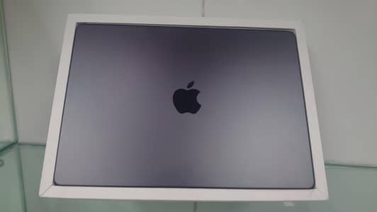 Macbook pro M5 14 inch