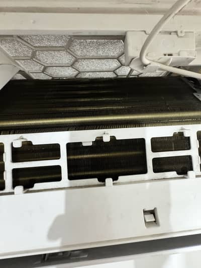 Hyundai DC Inverter AC 1 Ton - Excellent Cooling Performance