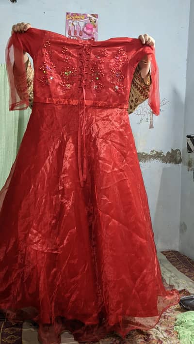 pre-loved red organza long frok. party wear