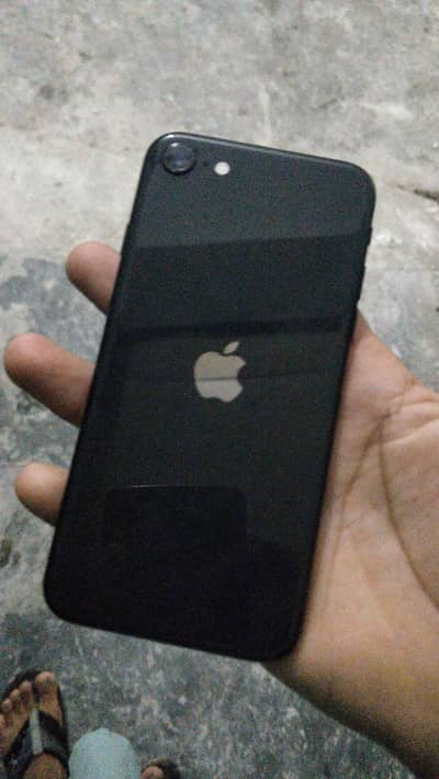 Apple iPhone SE