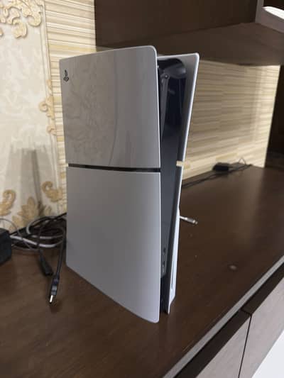 PS5 Slim edition