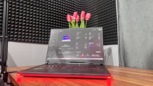 Rog strix G16 RTX 4050