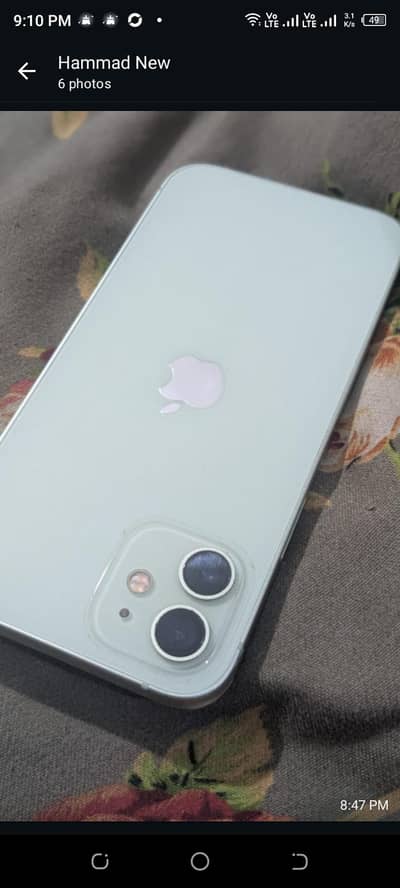 Apple iPhone 12