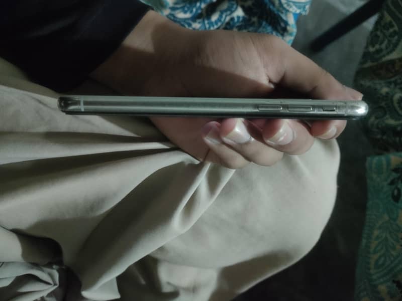 Apple iPhone X 2