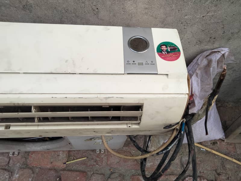 AC برائے فروخت 1