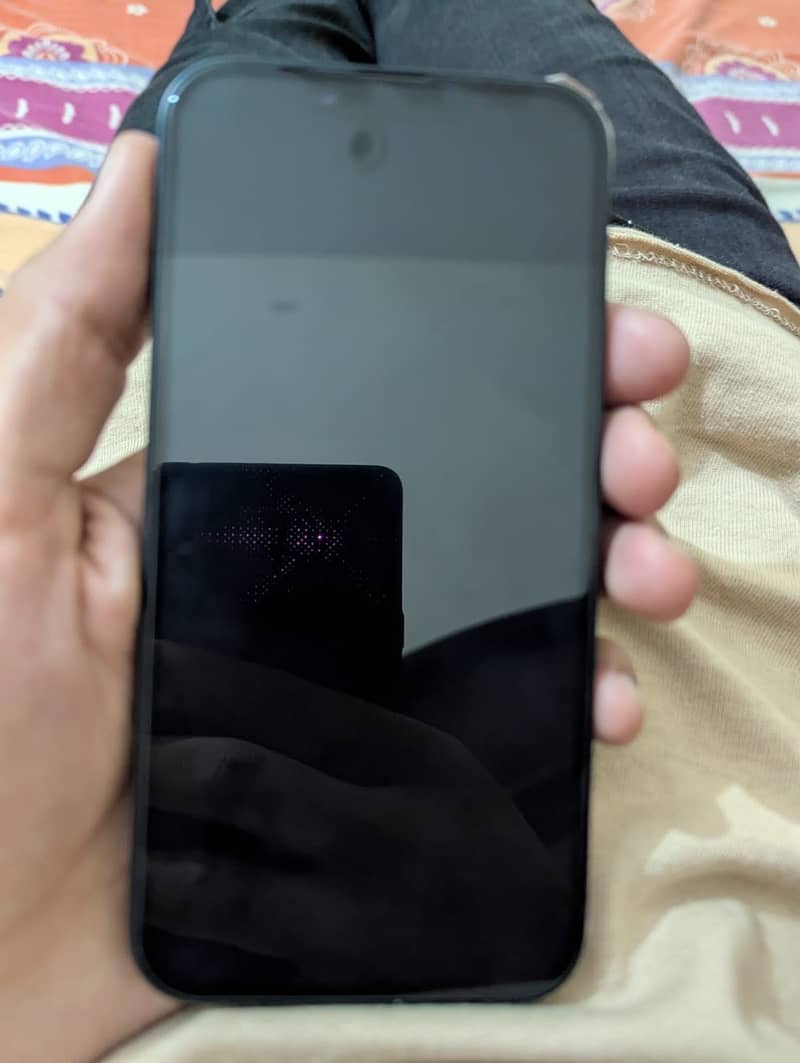 Apple iPhone 14 4