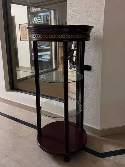 Wooden round display rack / Corner shelf with Glass