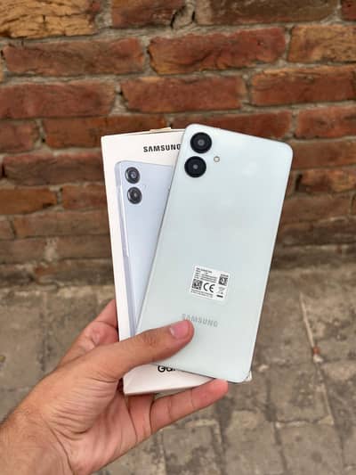 Samsung Mobile A06
