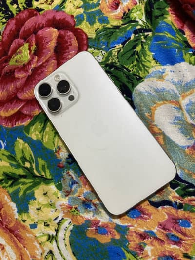 Apple iPhone 15 Pro Max JV with BOX