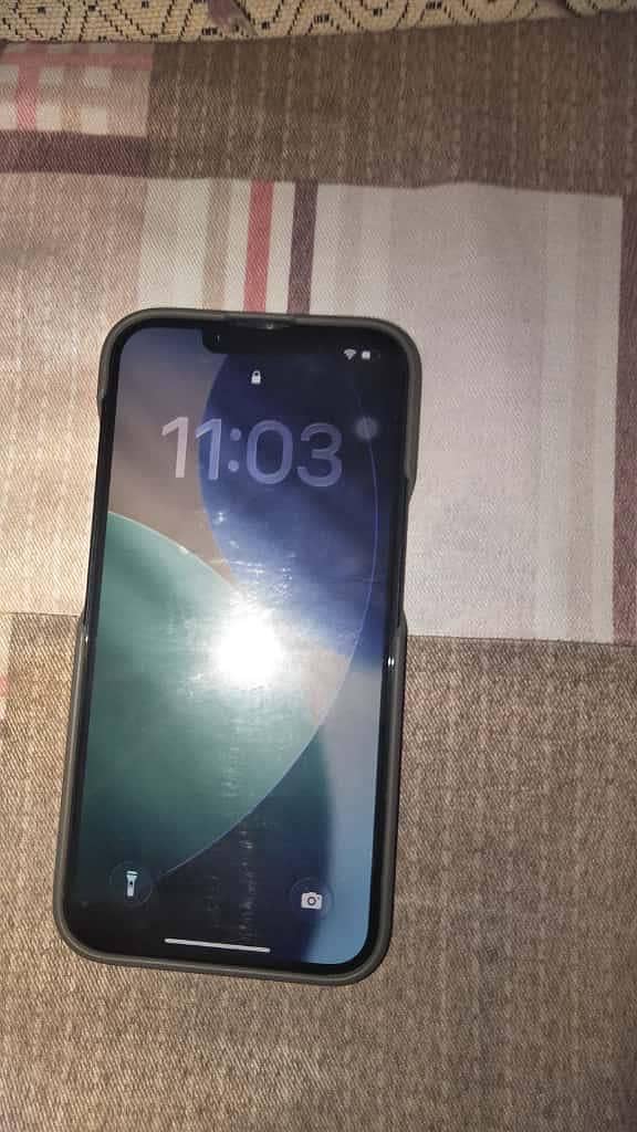 Apple iPhone 14 1