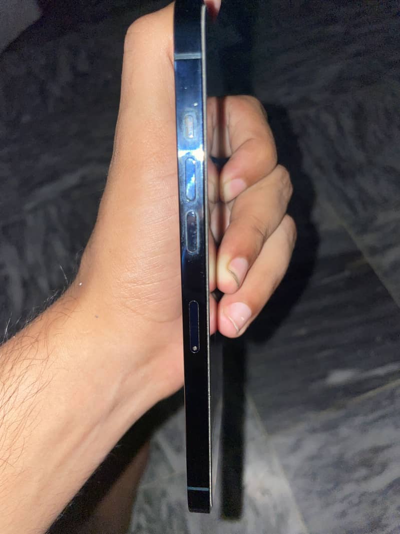 Apple iPhone 12 Pro Max 7