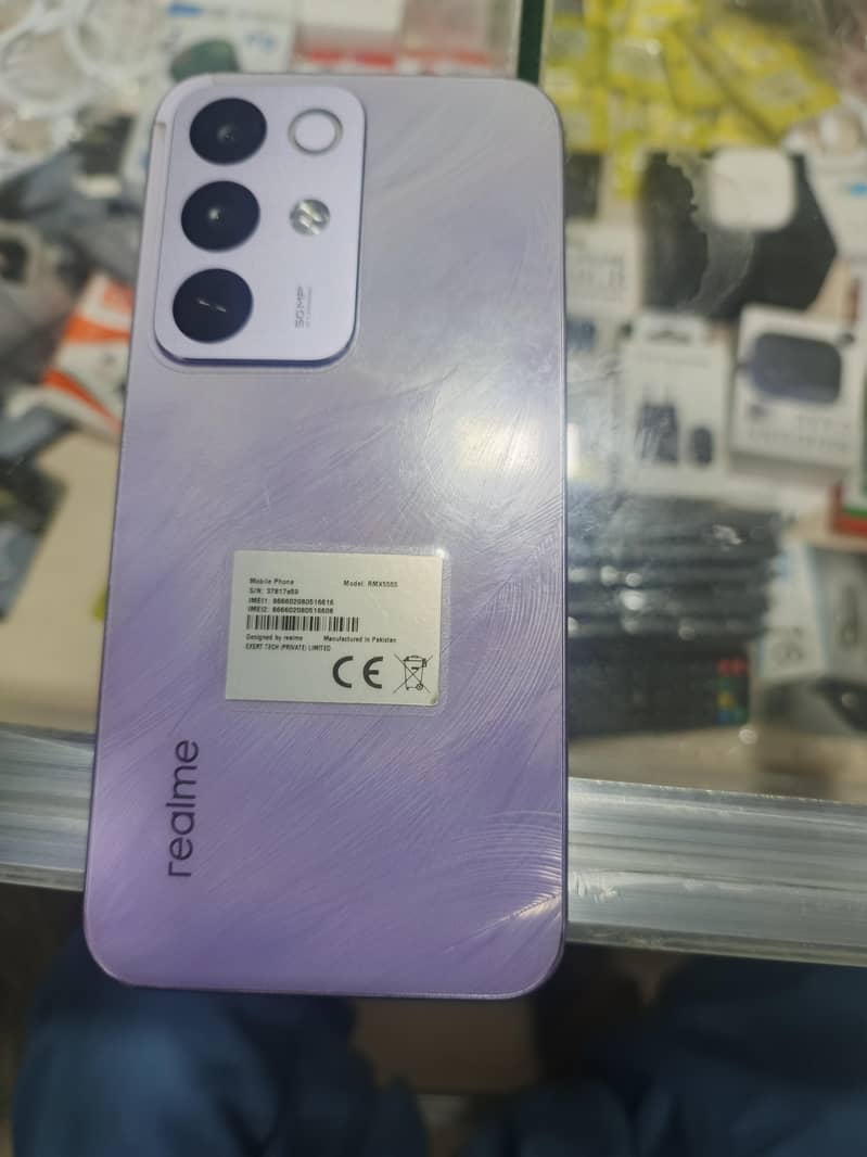 Realme C75 4