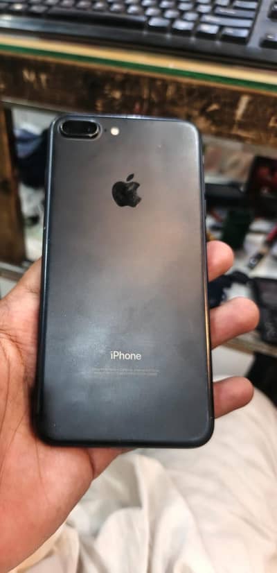 Apple iPhone 7  Plus