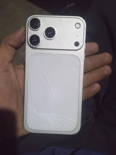 iPhone XR convert 17 PM