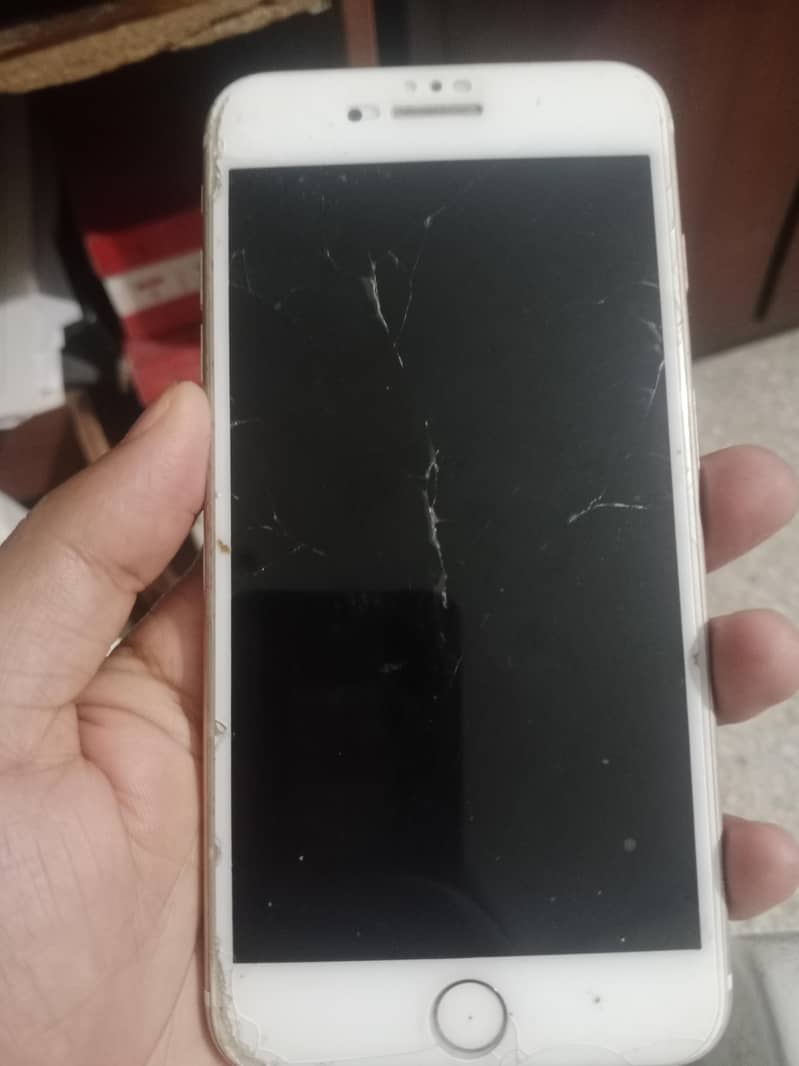 Apple iPhone 7 Plus 0