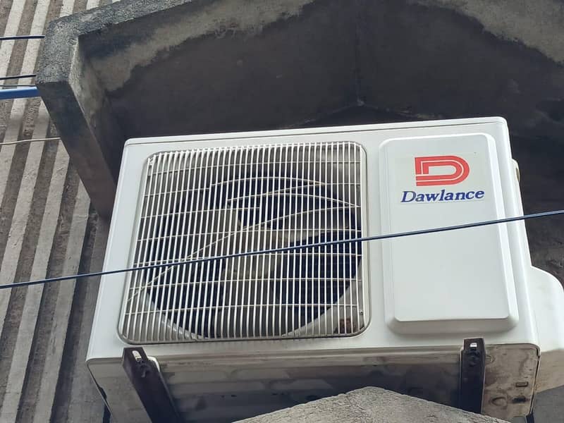 Dawlance 1.5 ton split A/C 7
