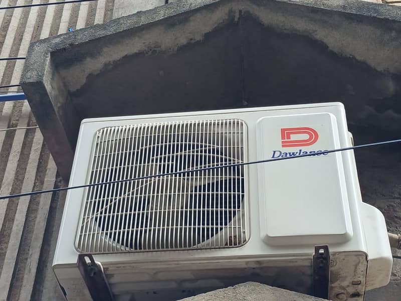 Dawlance 1.5 ton split A/C 9