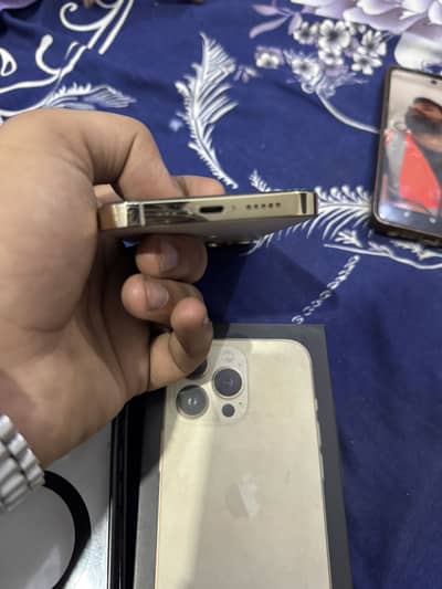 Apple iPhone 13 Pro