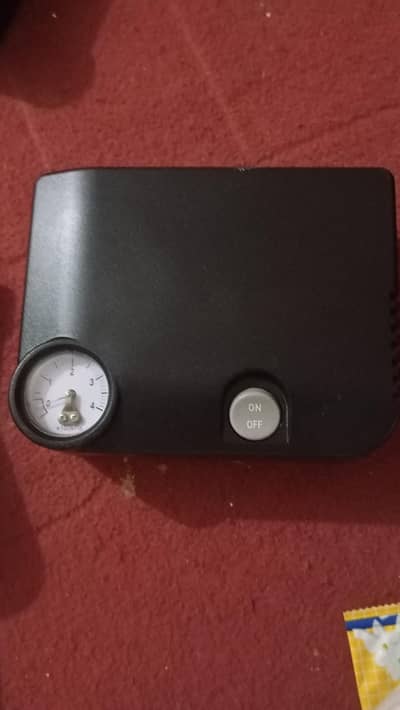 Car Tyre Inflator/Air Pump Original Japanese