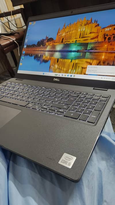 Dell latitude 3510 | i5 10th | 8gb ram | 256nvme