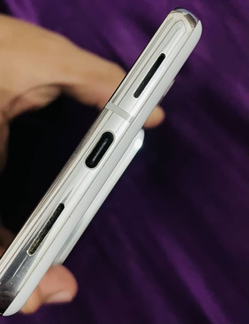 Google Pixel 7 Pro 4