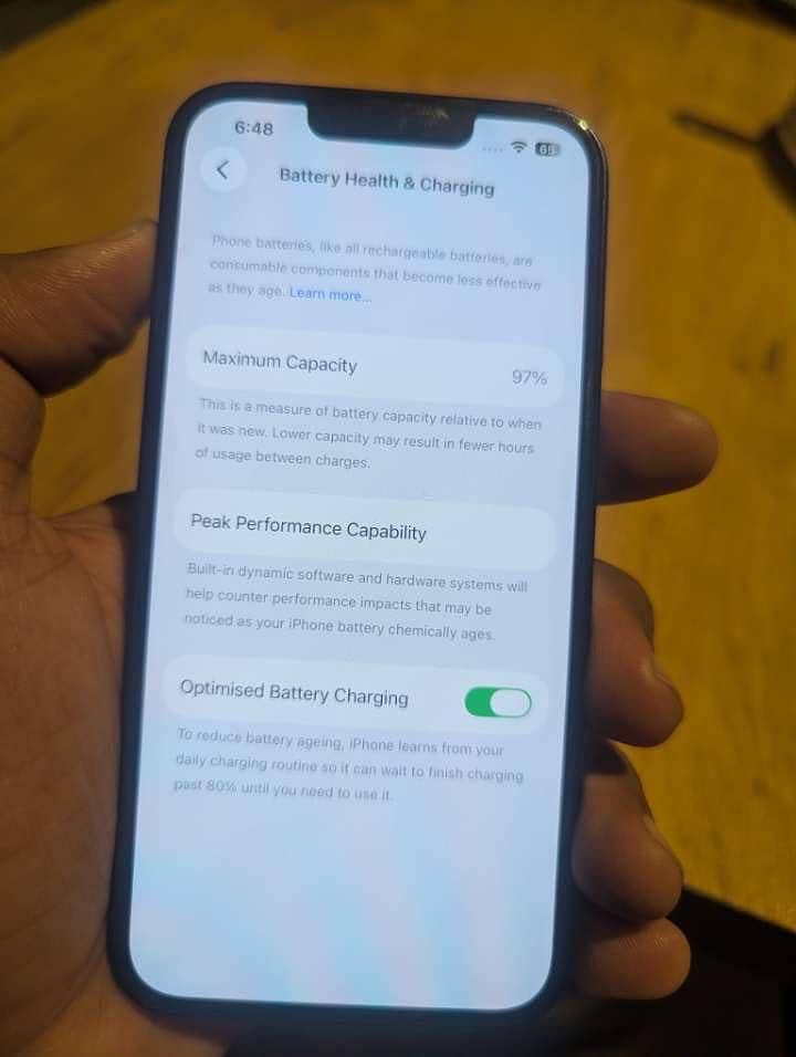 Apple iPhone 13 5