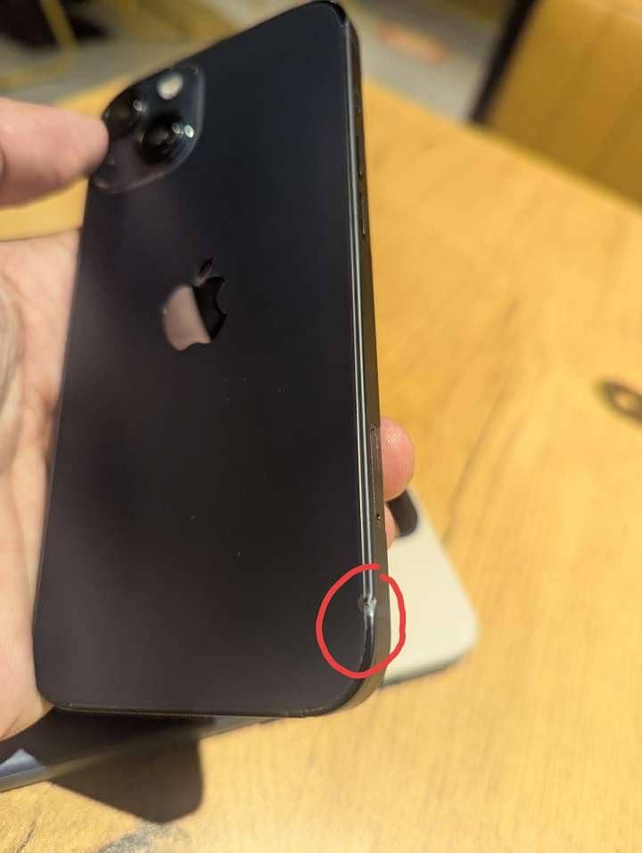 Apple iPhone 13 6