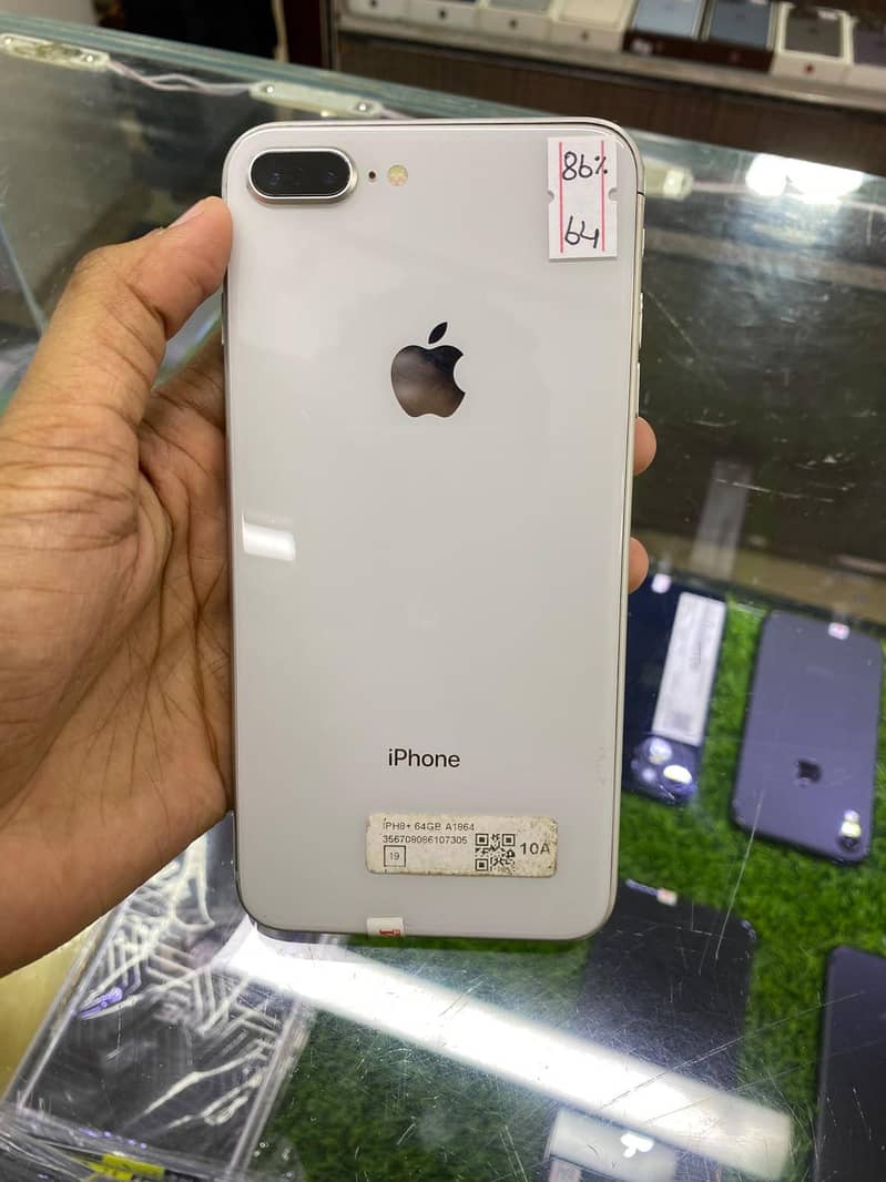 Apple iPhone 8 Plus 1