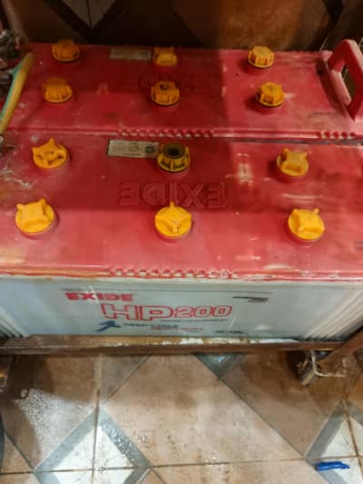 EXIDE hp 200 4 battries
