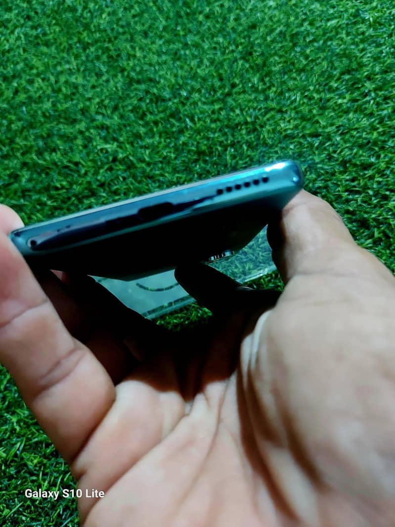 Tecno CAMON 40 2