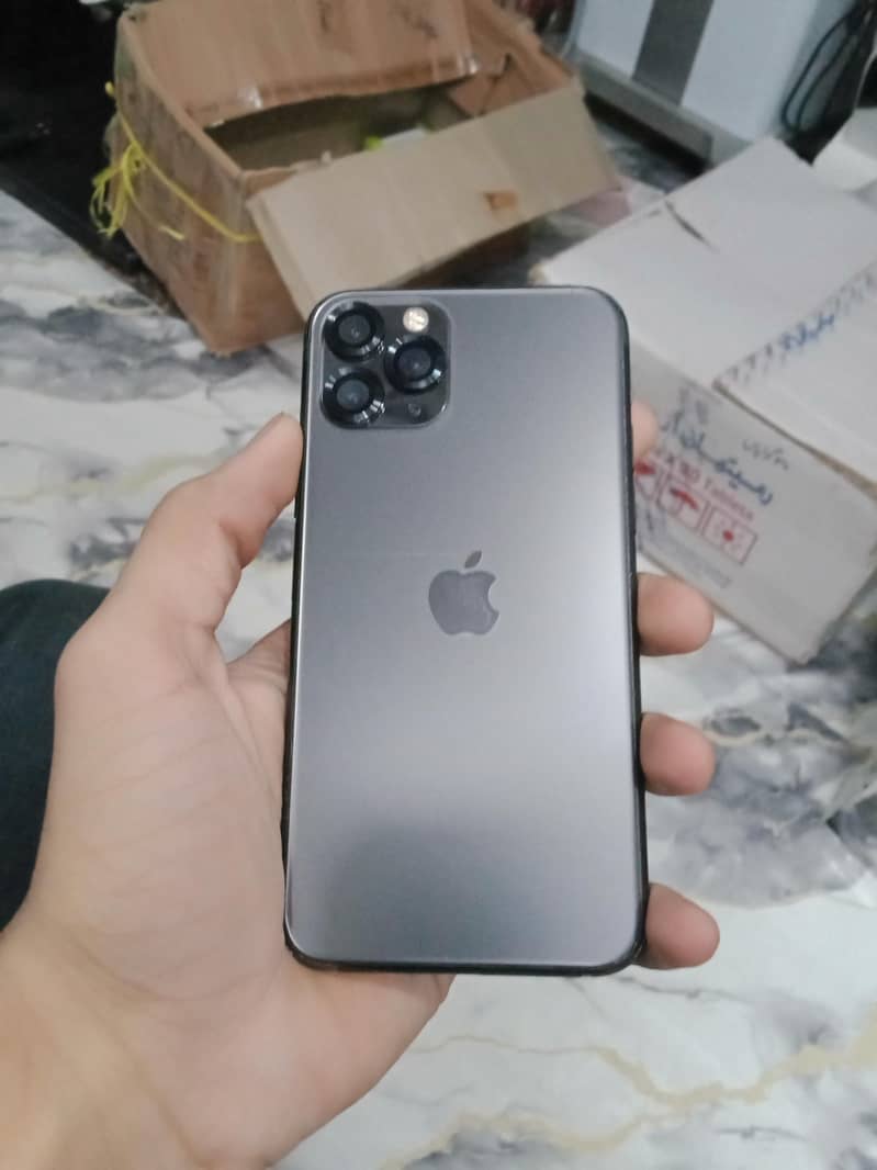 Apple iPhone 11 Pro 0
