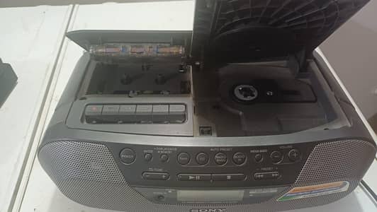 Sony CD Radio Cassette - Corder MP3
