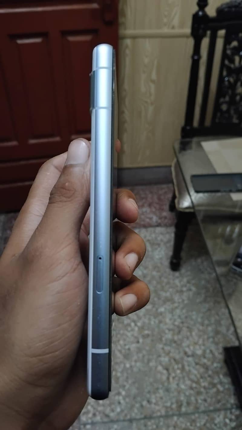 Google Pixel 7a 2