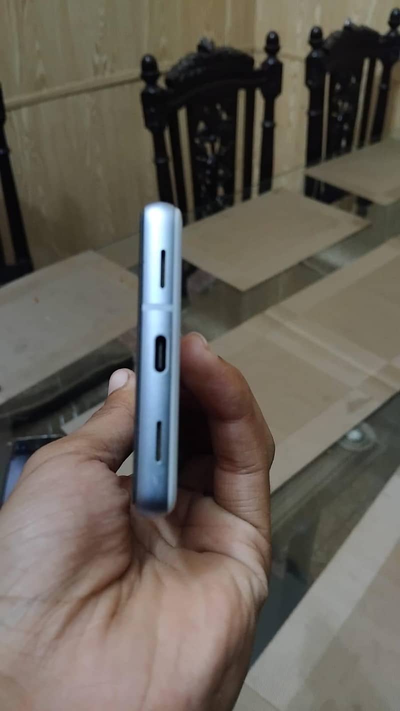 Google Pixel 7a 3
