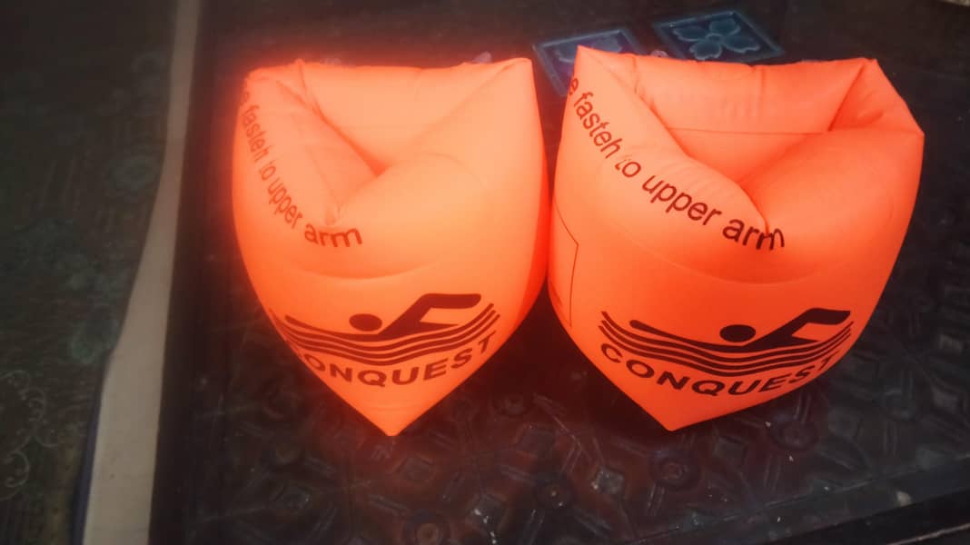 arm floaties 1