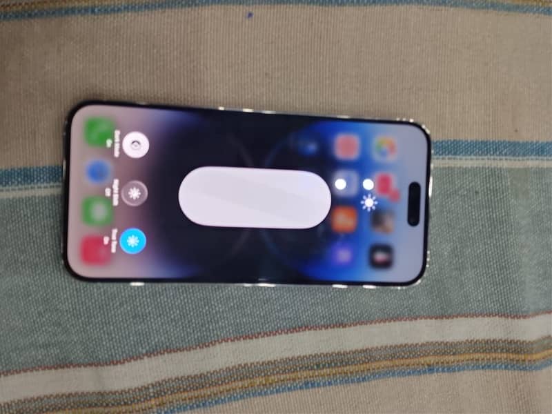 Apple iPhone 14 Pro Max 3