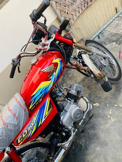 Honda bike 70cc//03255836893 for sale model 2021
